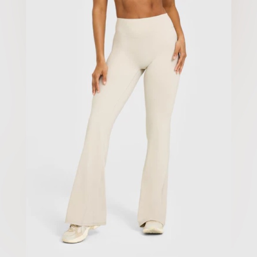 Oner Active Soft Motion Flared Pants NWT - image 1